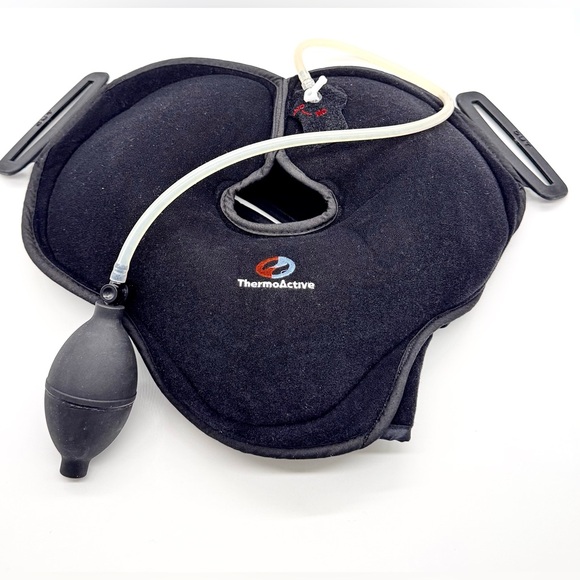 ThermoActive Compression Therapy Shoulder Support. - Picture 2 of 5